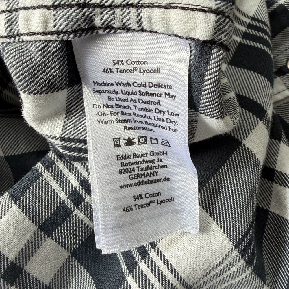 Eddie Bauer Black and White Plaid Button-Up Shirt - Picture 6 of 6